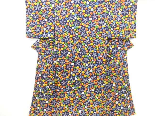 リサイクル　花模様小紋着物